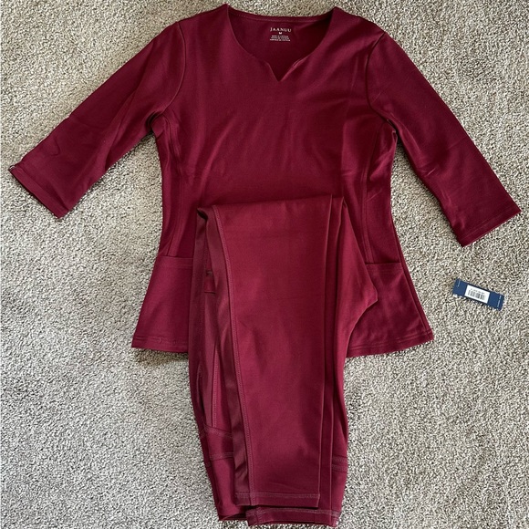 Jaanuu Women's Deep Red Long Sleeve Top and pants - Picture 1 of 6